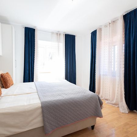 Guesthouse Rebecca Makarska Exterior foto